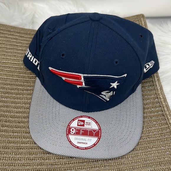 New Era NFL New England Patriots 9fifty Original Fit Snapback Hat Accessories - Picture 2 of 9